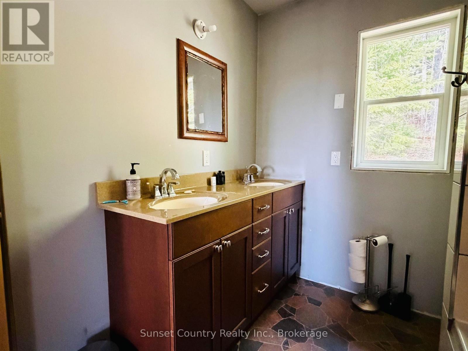 14794 Highway 17 East Property Photo 17