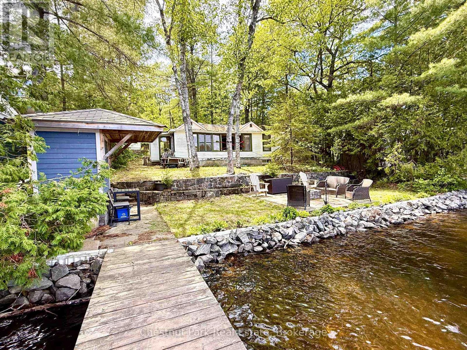 1042 Road 3100 Road Property Photo 3