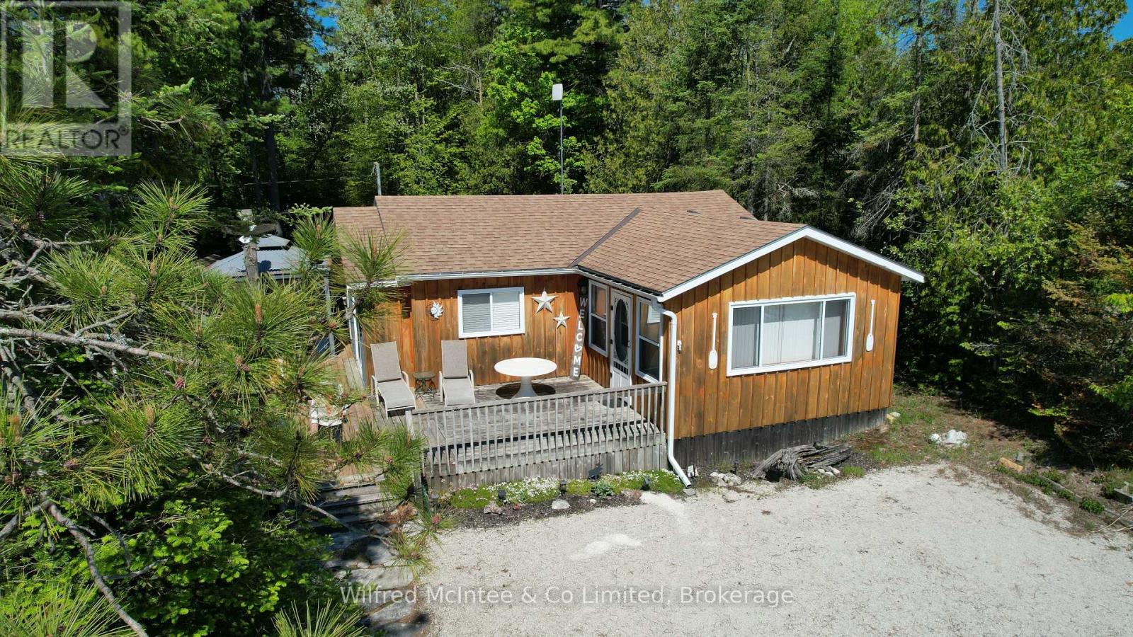 220 Ogimah Road Property Photo 2