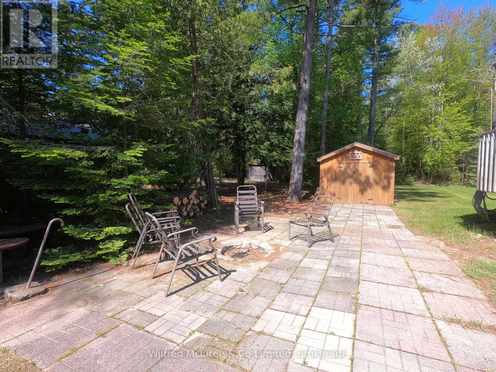 220 Ogimah Road Property Photo 9