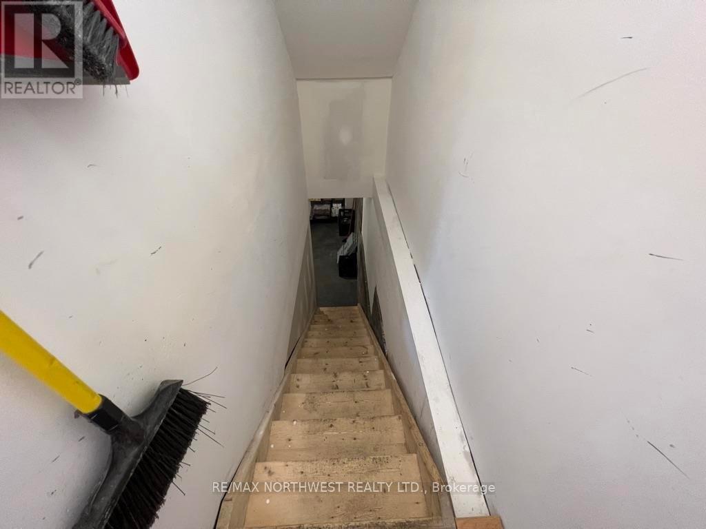 336 Second Street Property Photo 7