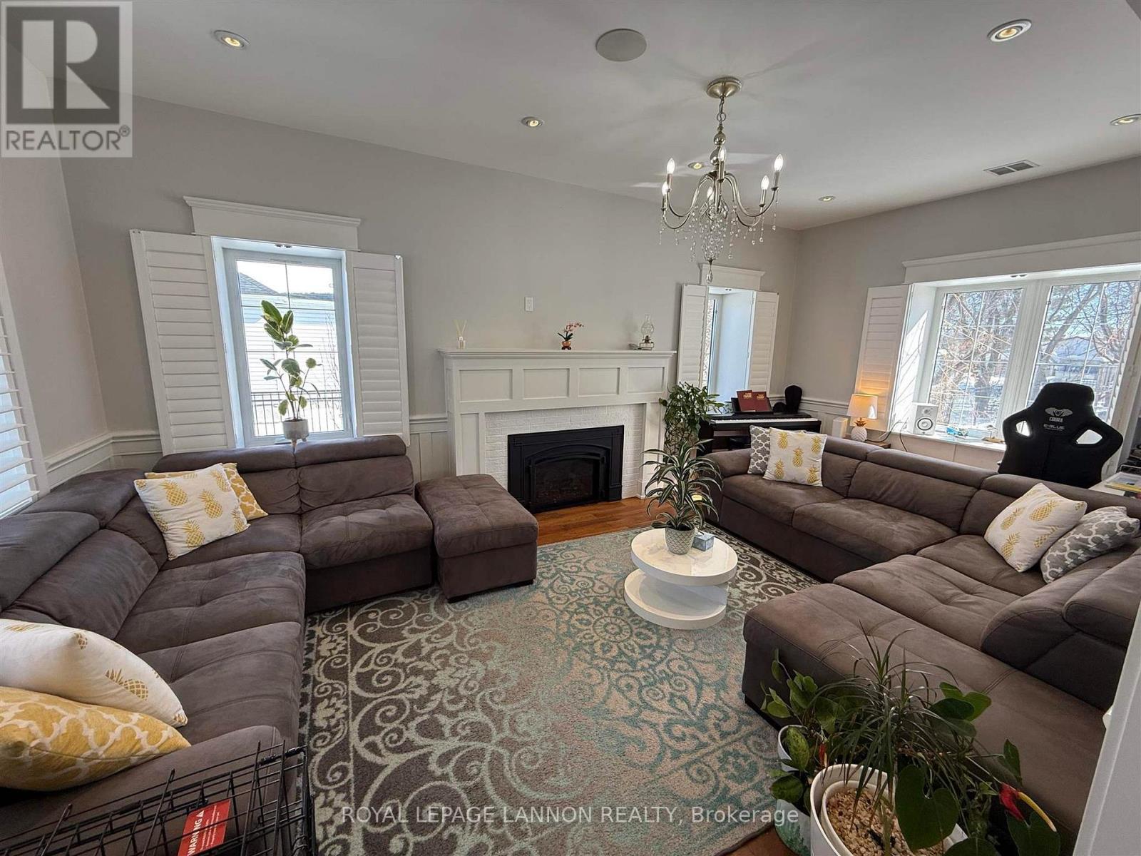 109 King Street Property Photo 12