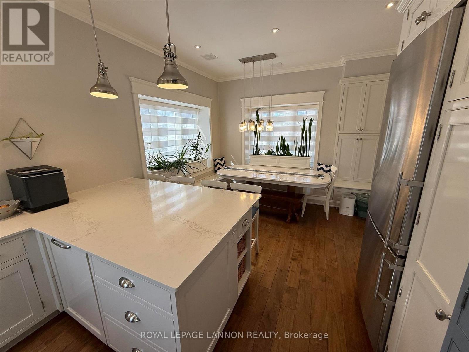 109 King Street Property Photo 18