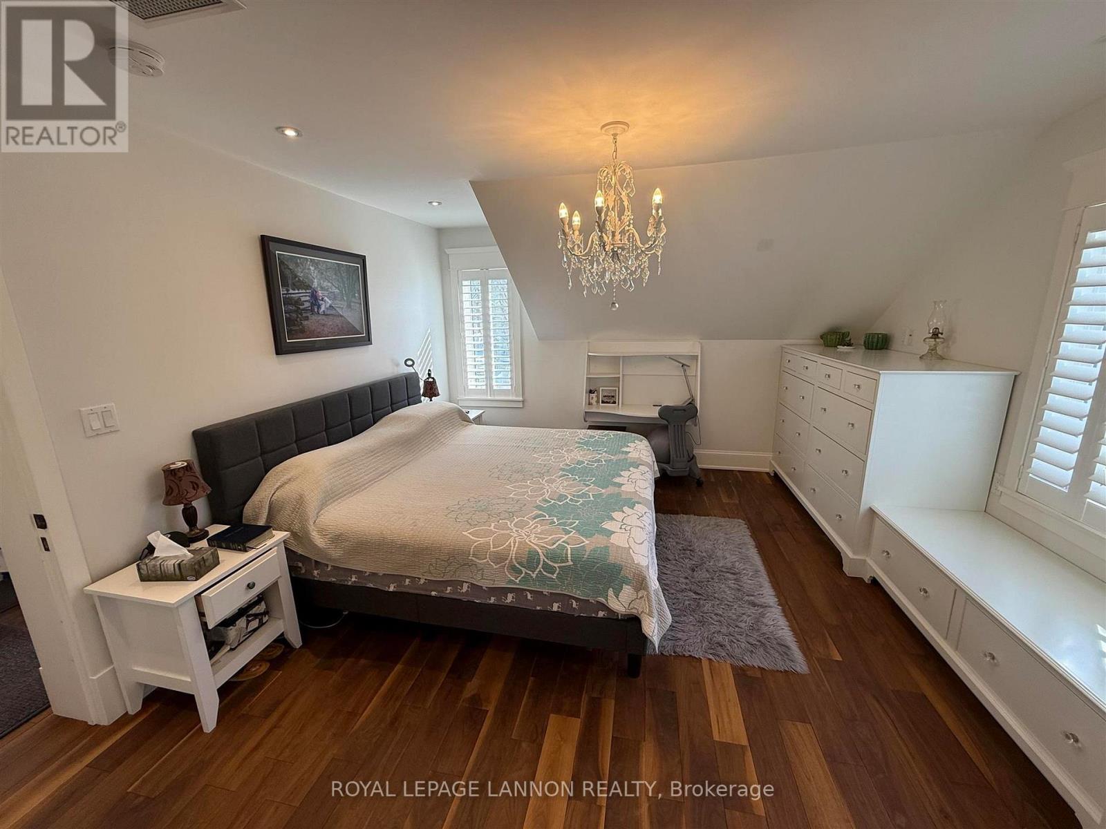 109 King Street Property Photo 26