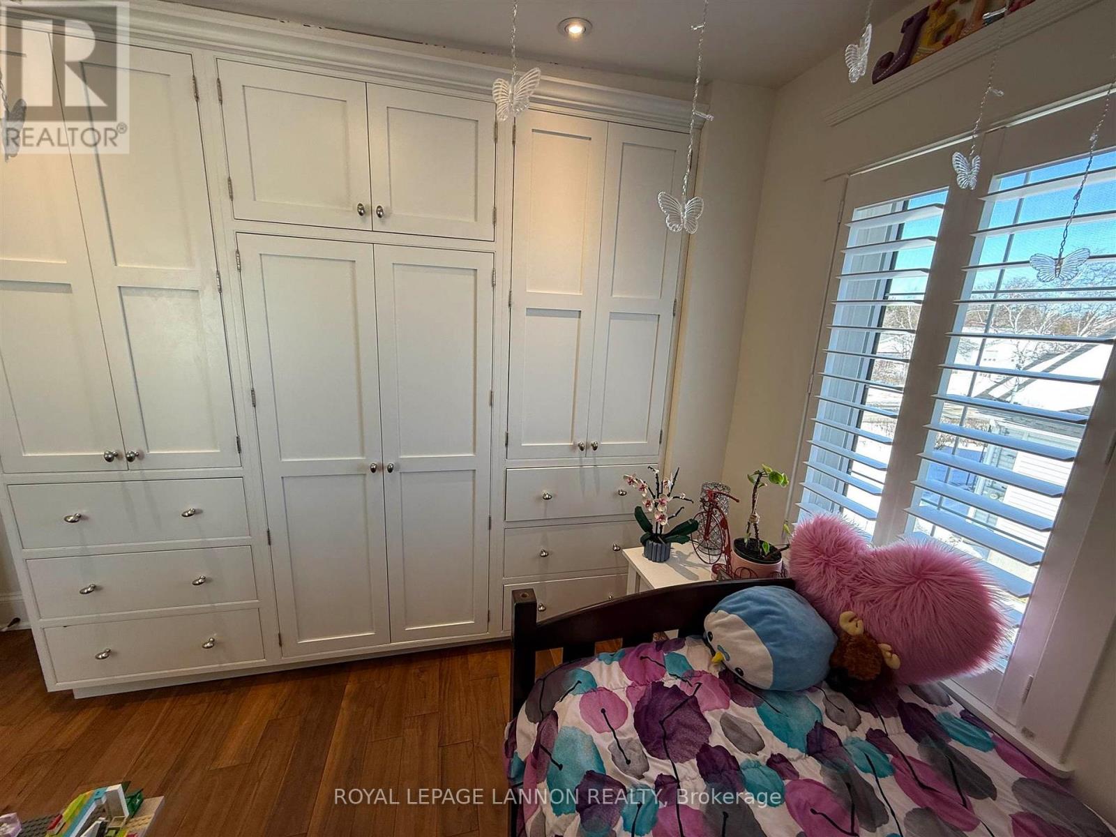 109 King Street Property Photo 30