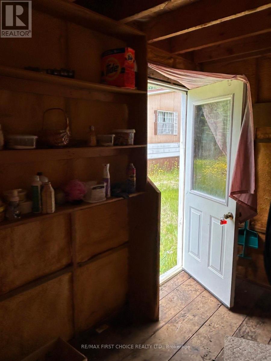 1 Bear Camp Property Photo 8