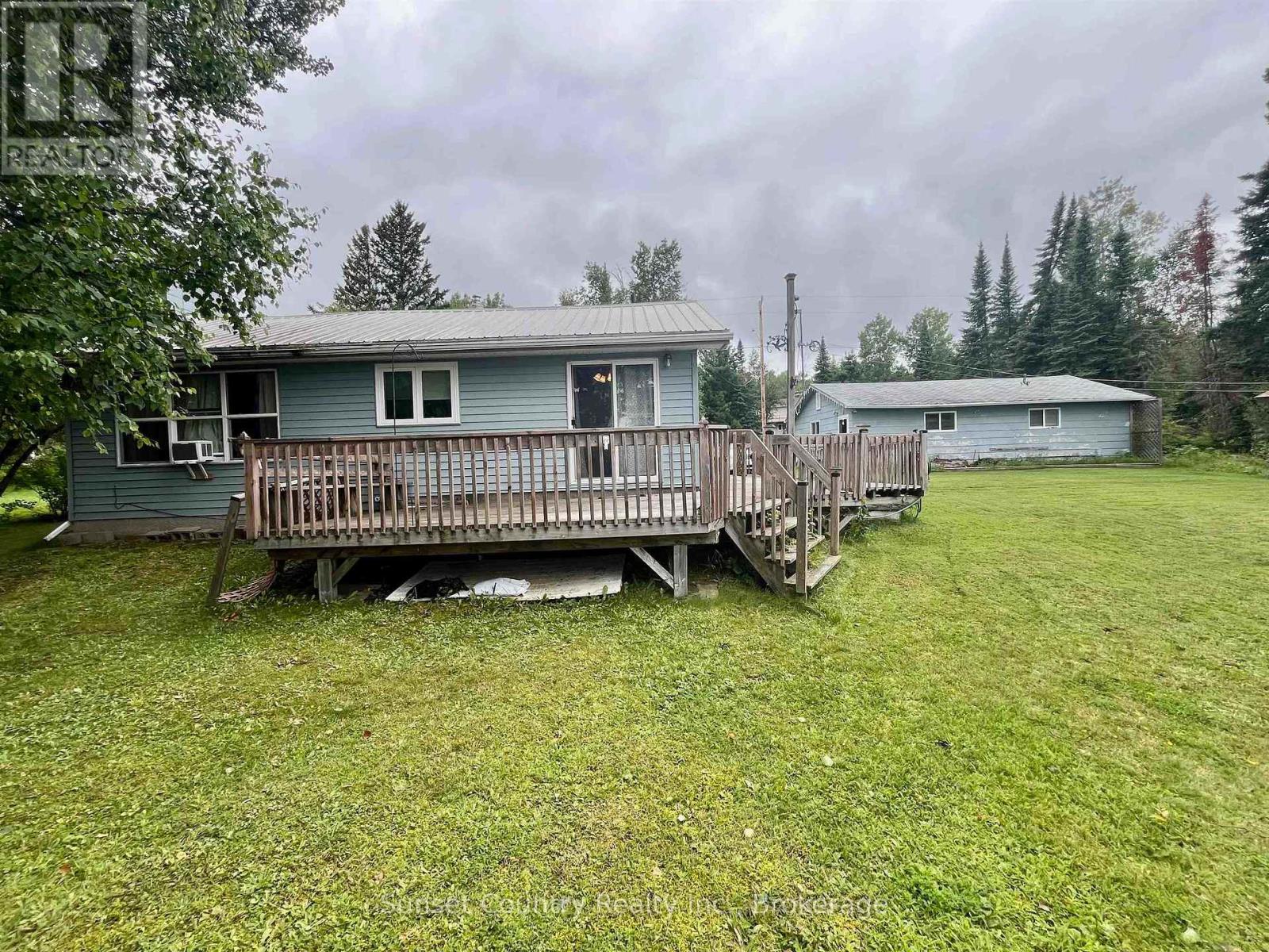 206 MCMILLAN CRESCENT