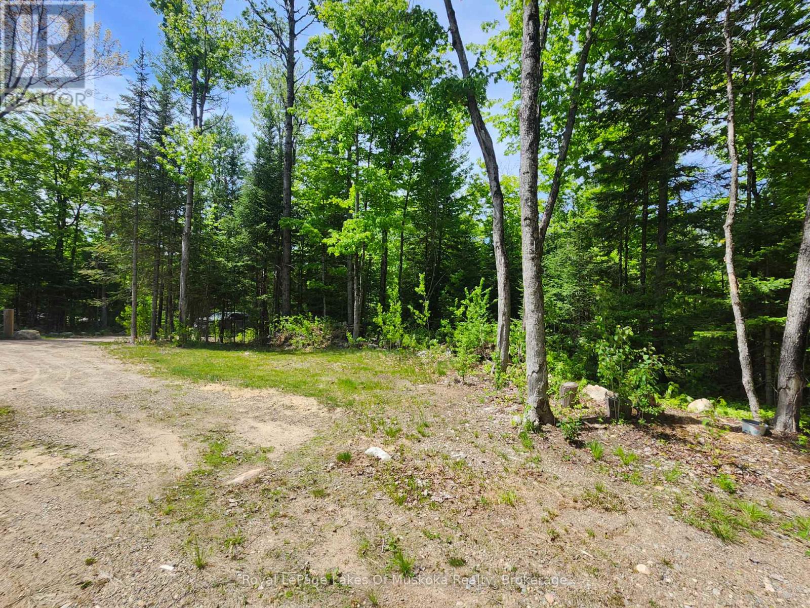 3997 Chetwynd Road Property Photo 12