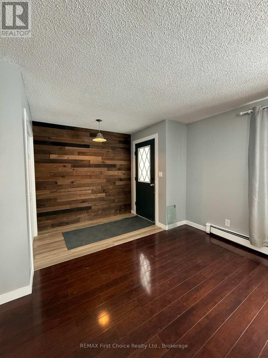 113 Cedar Crescent Property Photo 8