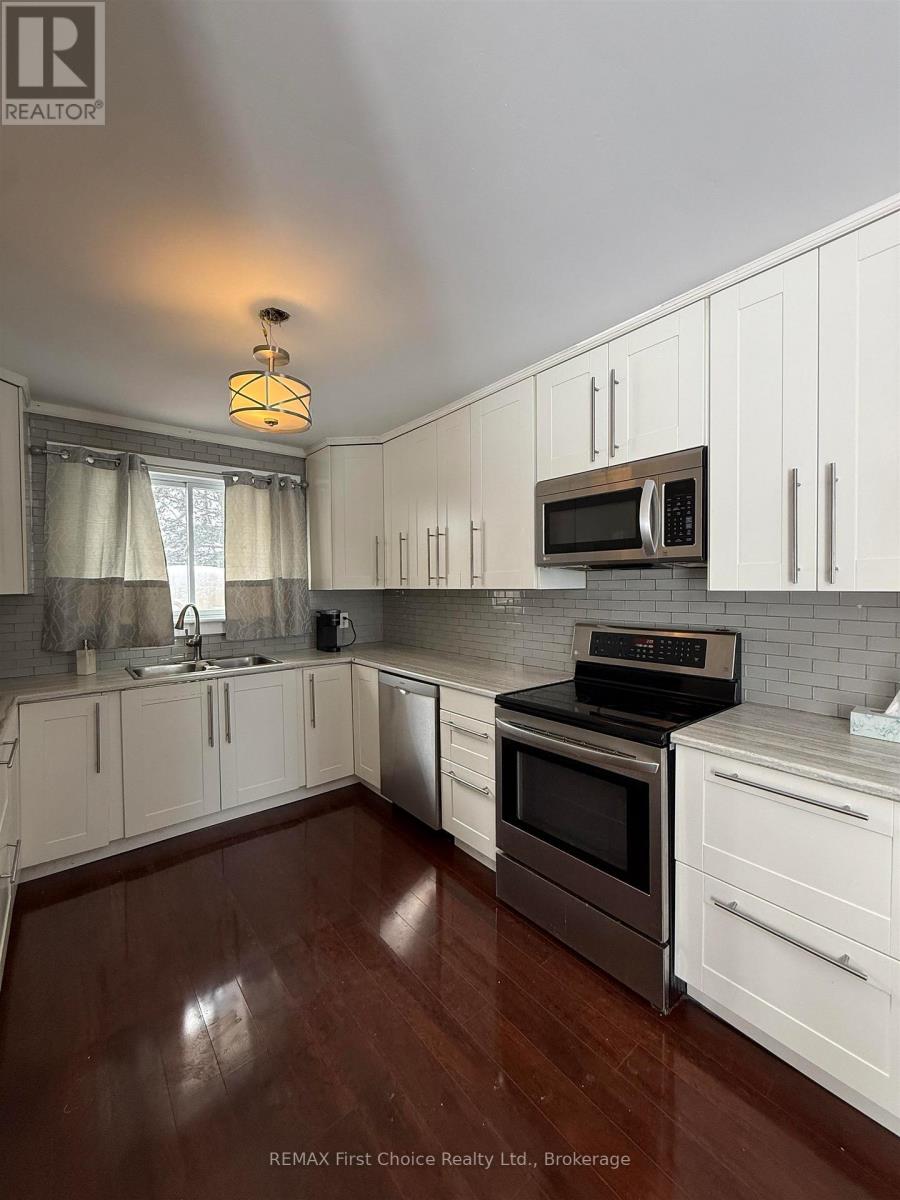 113 Cedar Crescent Property Photo 10