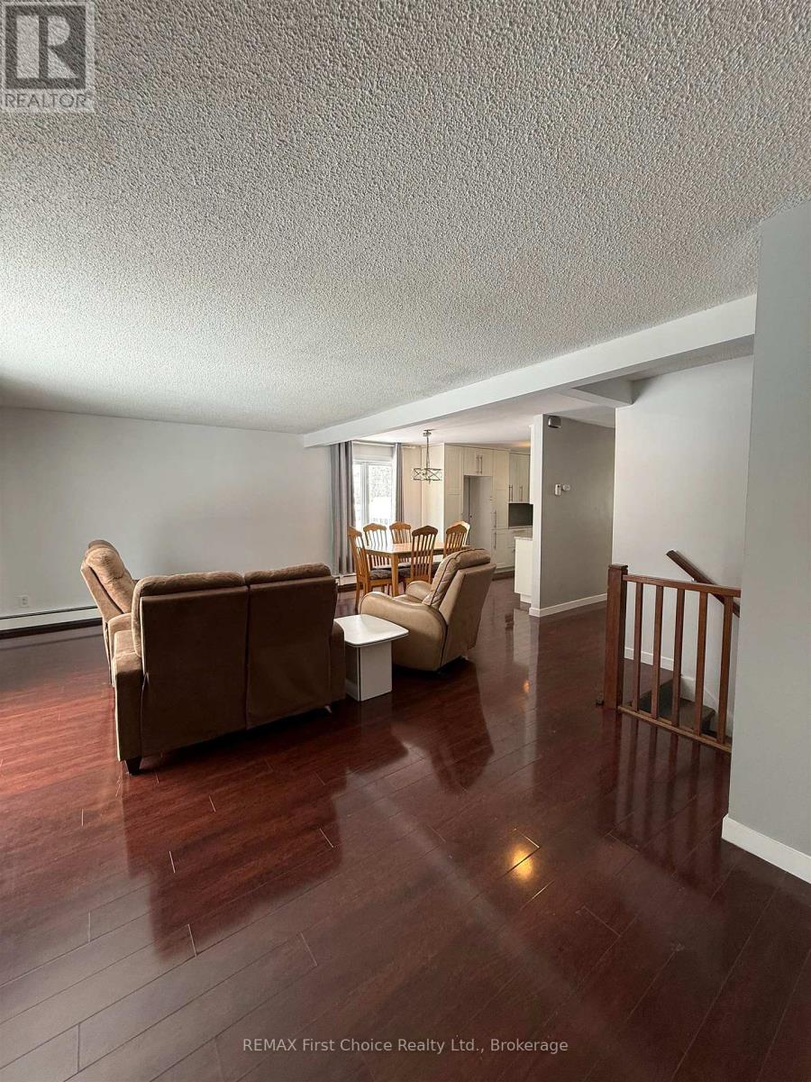 113 Cedar Crescent Property Photo 12