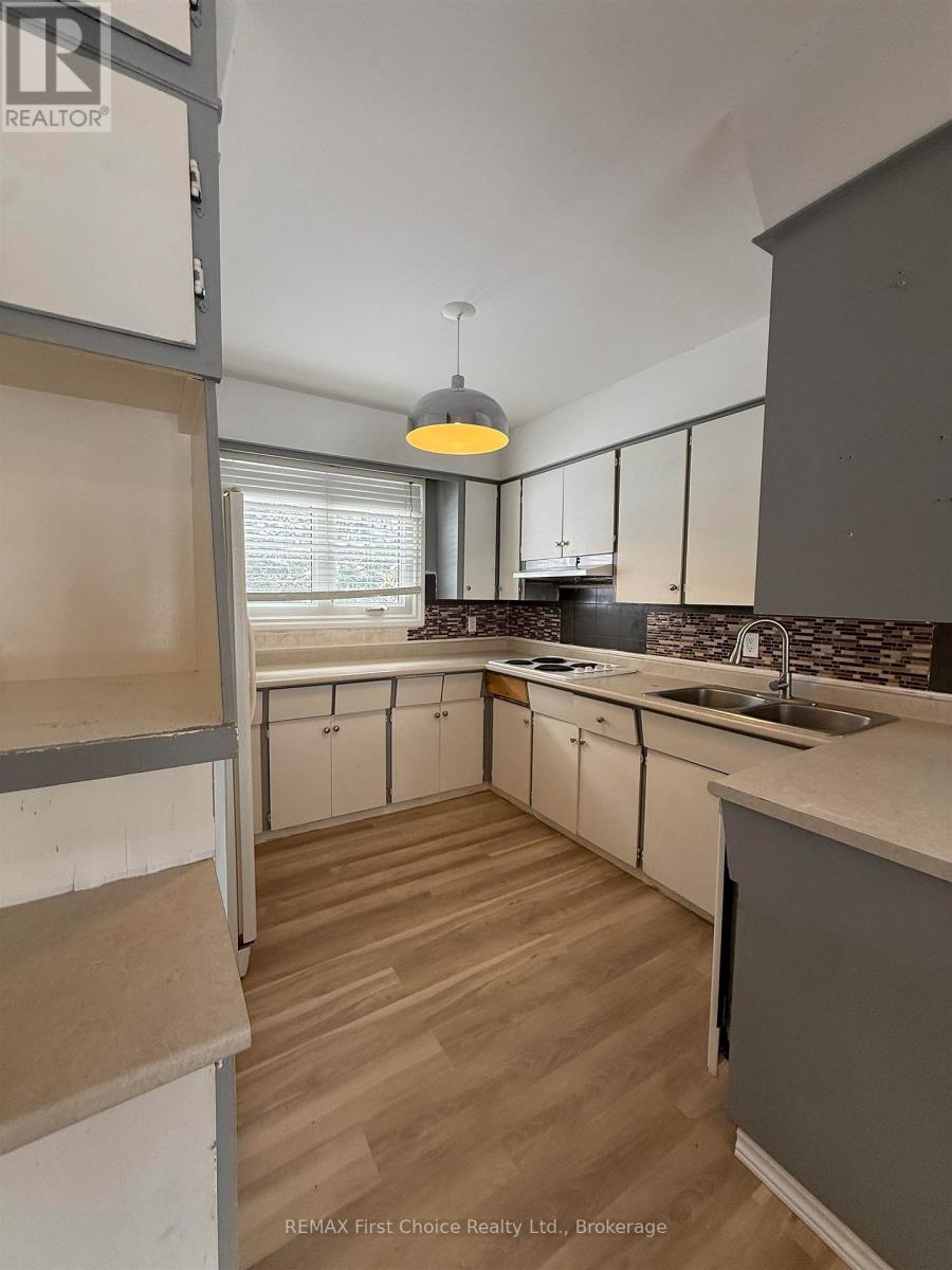 113 Cedar Crescent Property Photo 24