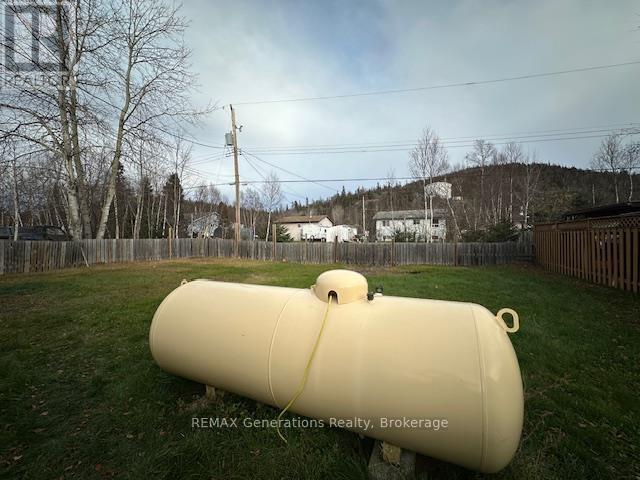 113 Centennial Drive Property Photo 6