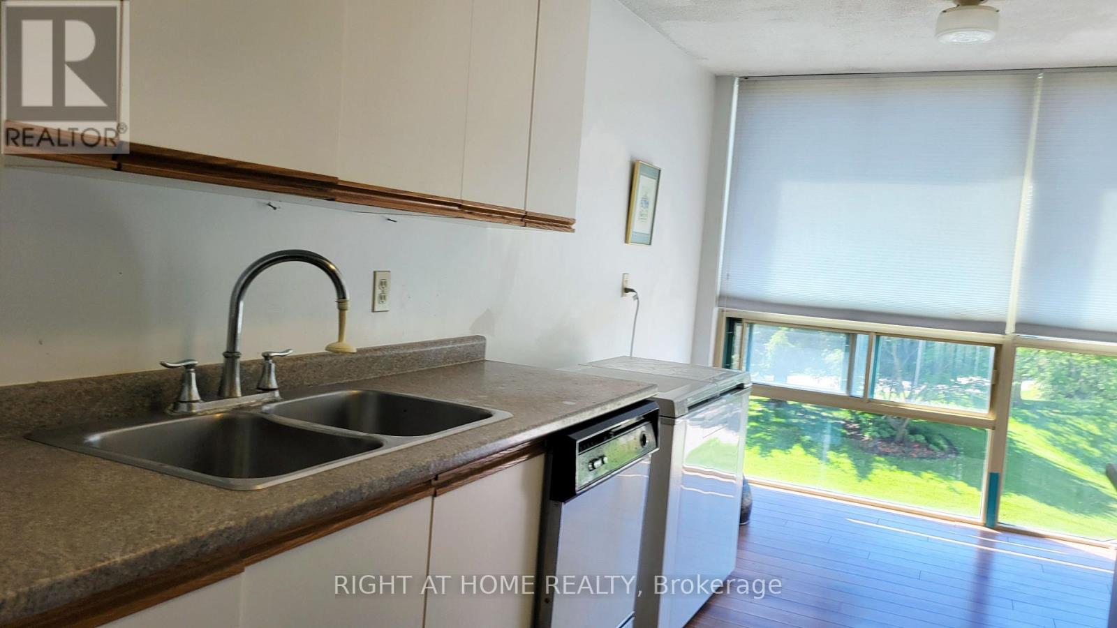 302 - 55 Blue Springs Drive Property Photo 19