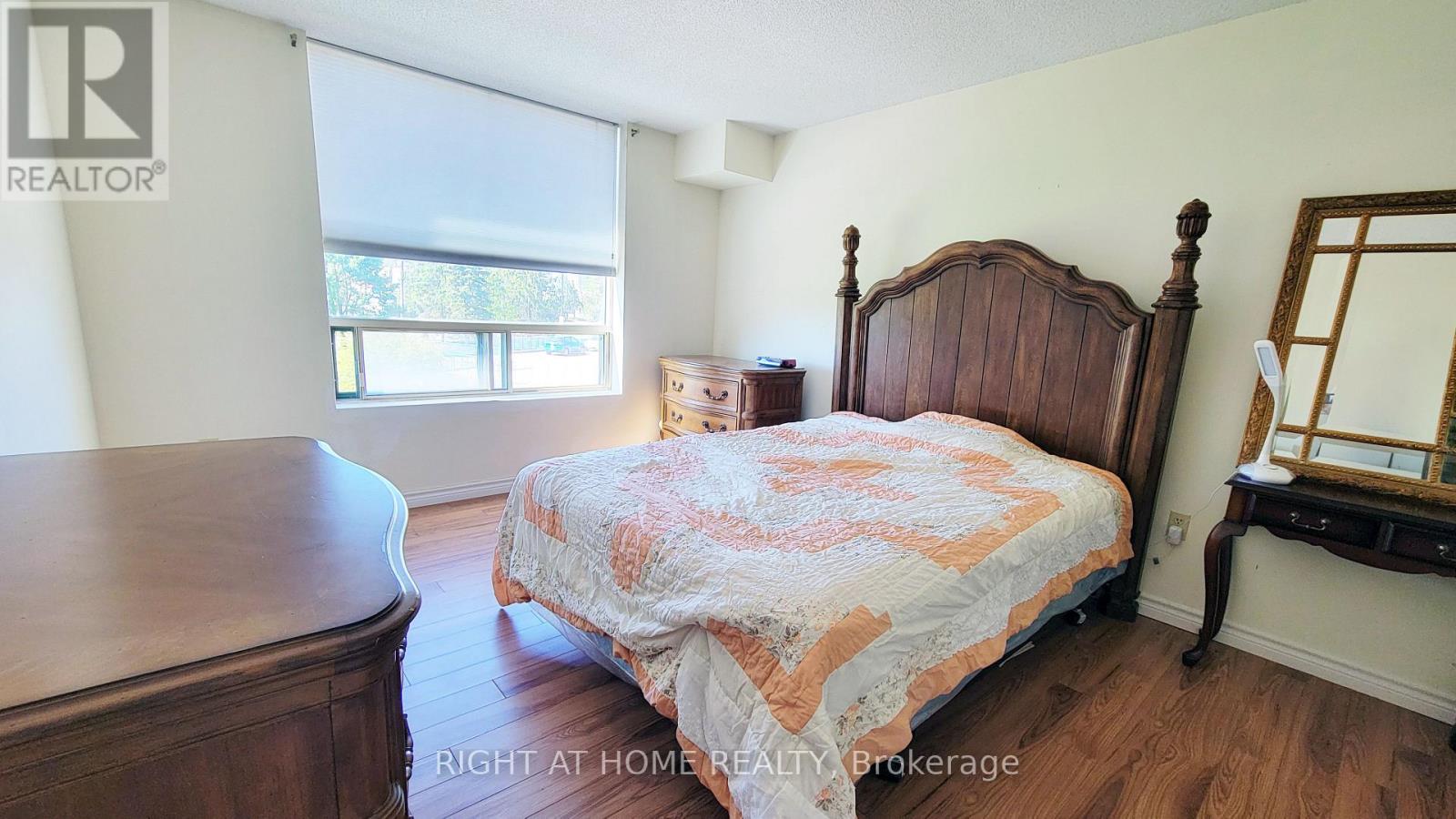 302 - 55 Blue Springs Drive Property Photo 25