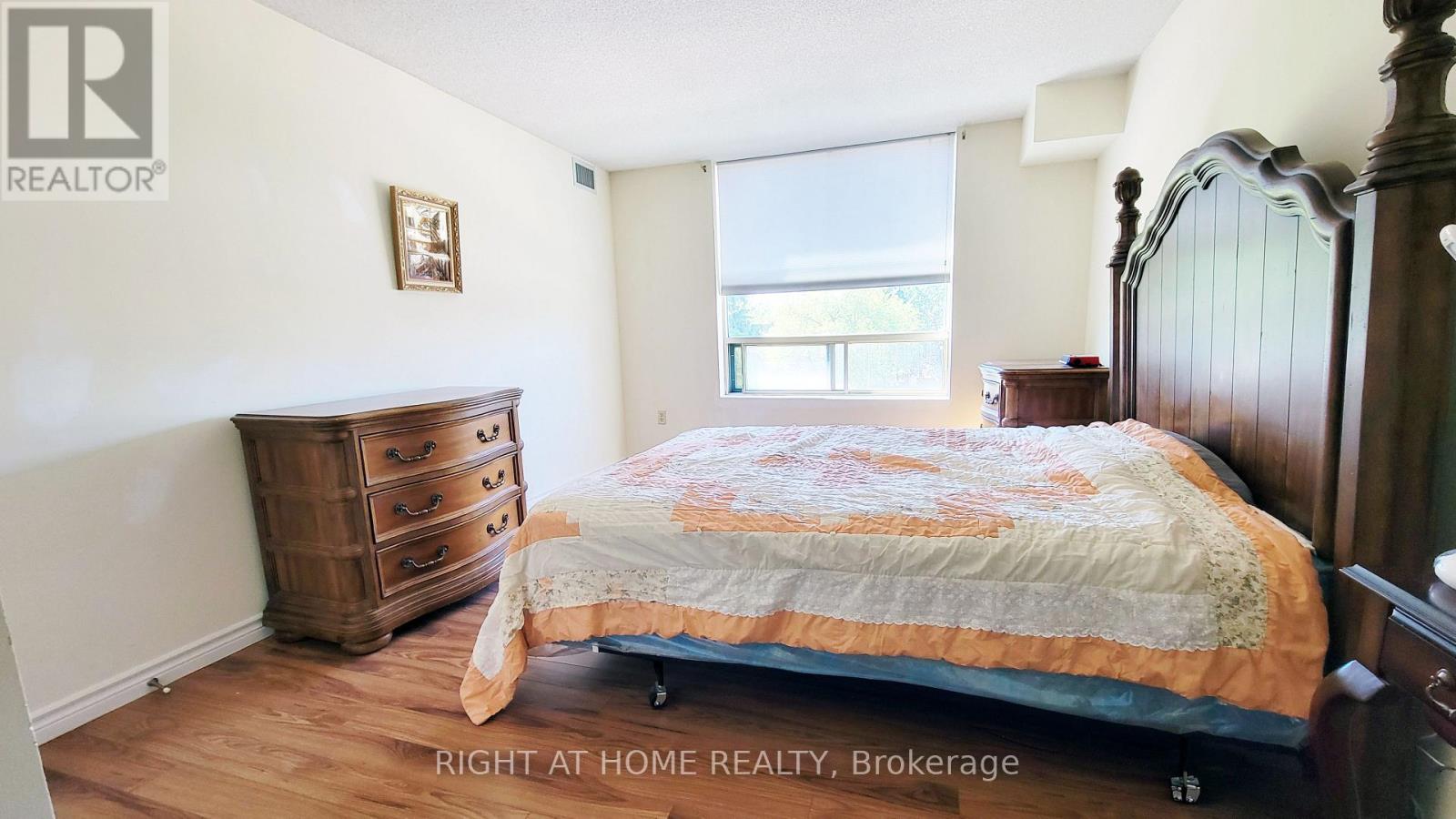 302 - 55 Blue Springs Drive Property Photo 27
