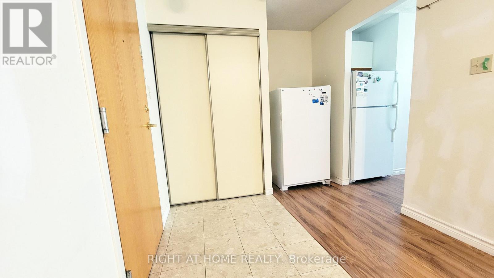 302 - 55 Blue Springs Drive Property Photo 43