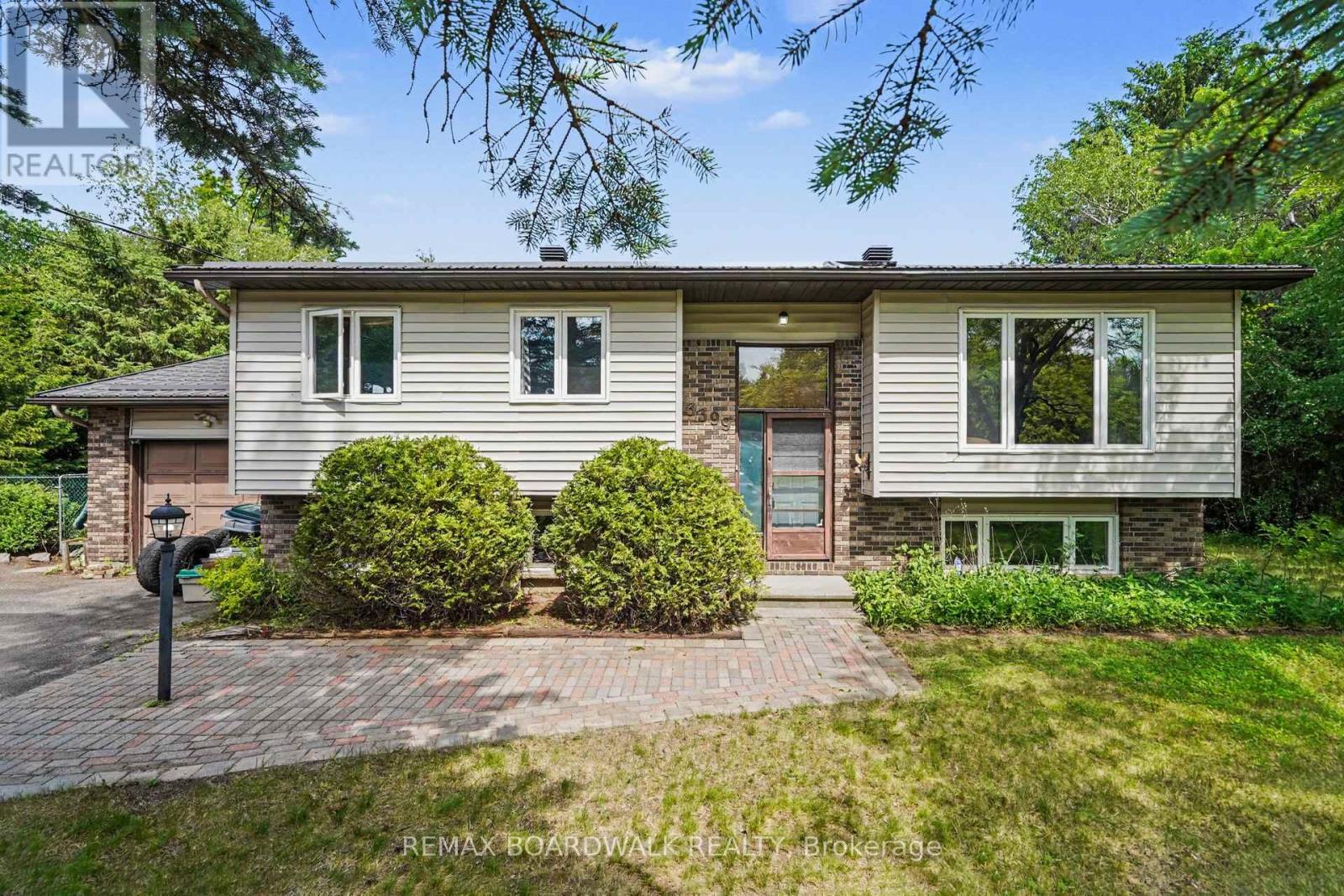 3399 Regburn Drive Property Photo 2