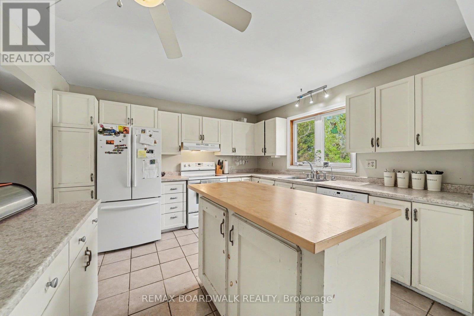 3399 Regburn Drive Property Photo 14