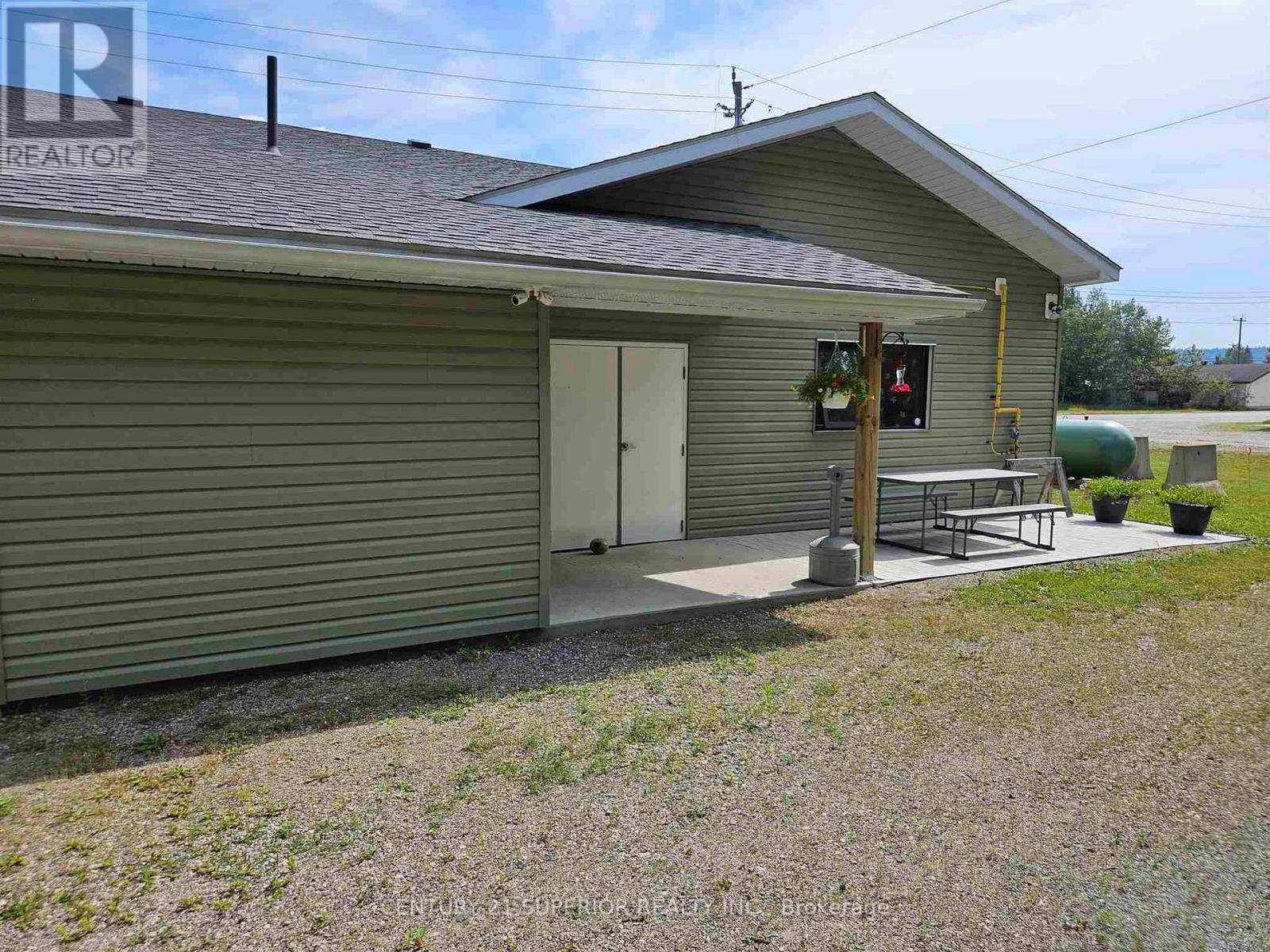 90 Evergreen Drive Property Photo 46