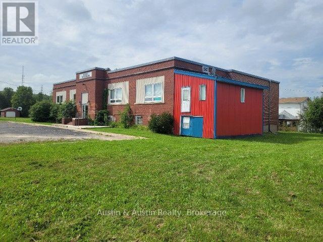 110 Clark Street Property Photo 3