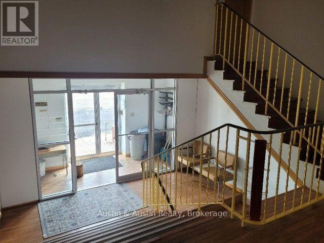 110 Clark Street Property Photo 8