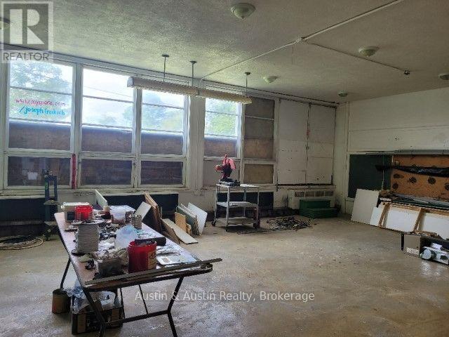 110 Clark Street Property Photo 16