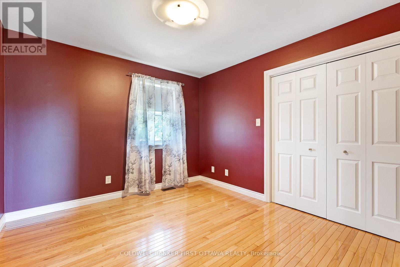 6443 Martin Street N Property Photo 18