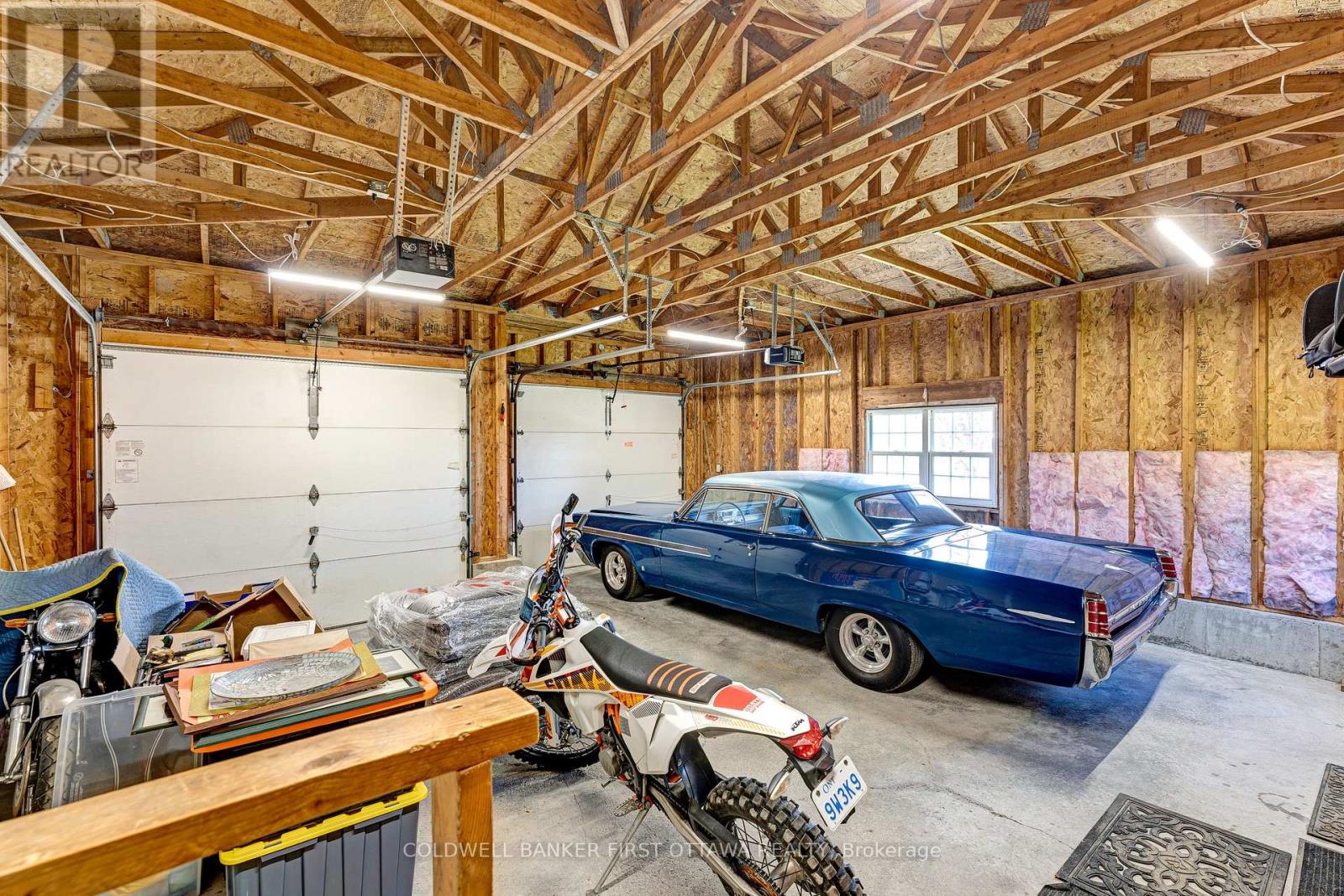 6443 Martin Street N Property Photo 41