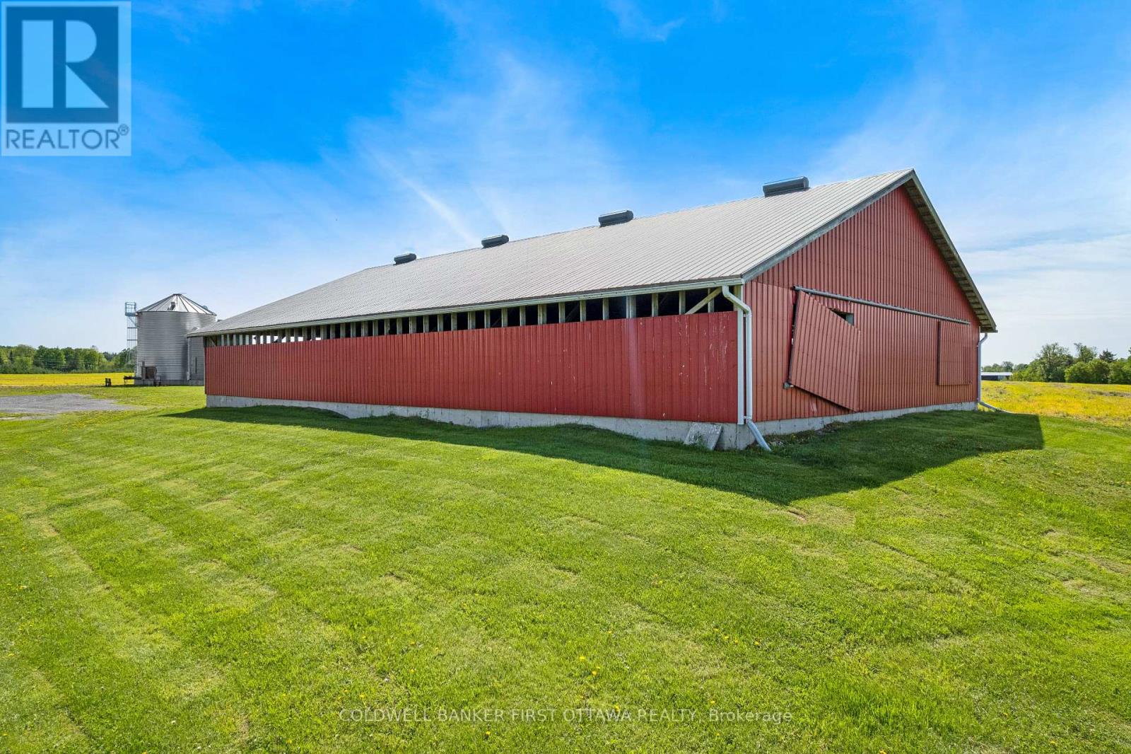 6443 Martin Street N Property Photo 44