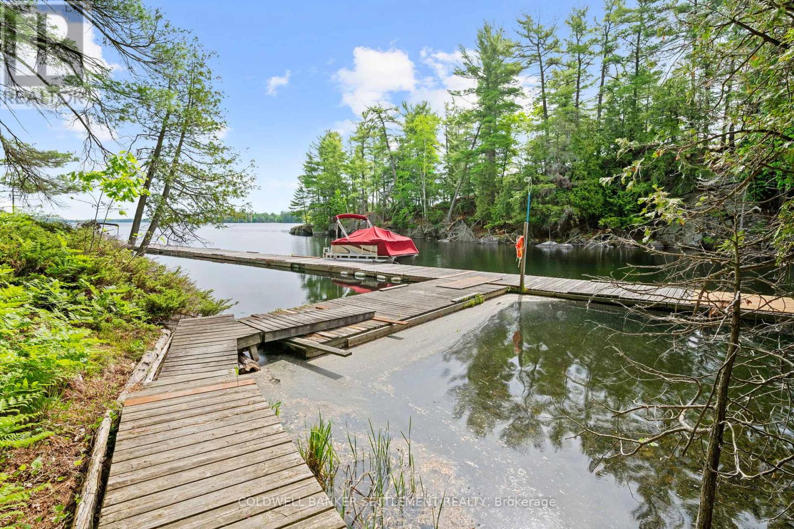 935 Mclaren Road Property Photo 30