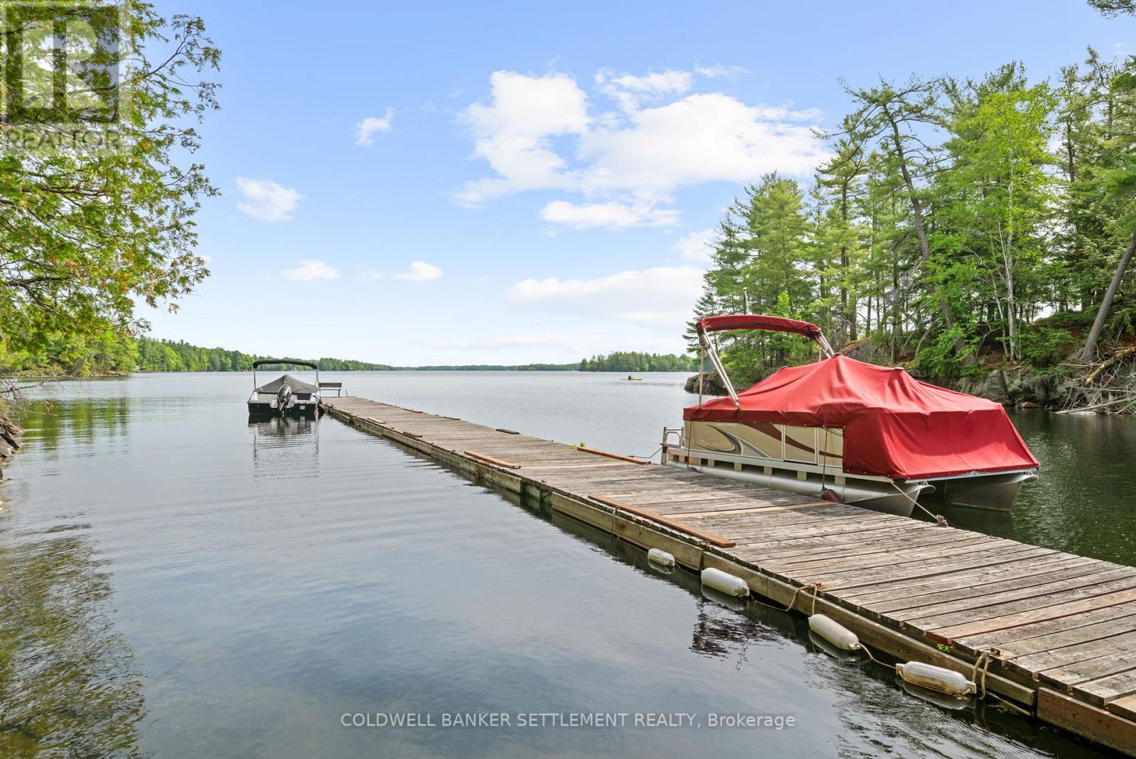 935 Mclaren Road Property Photo 33