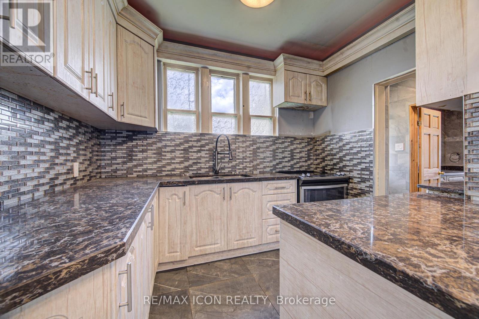 59 Irvin Street Property Photo 17