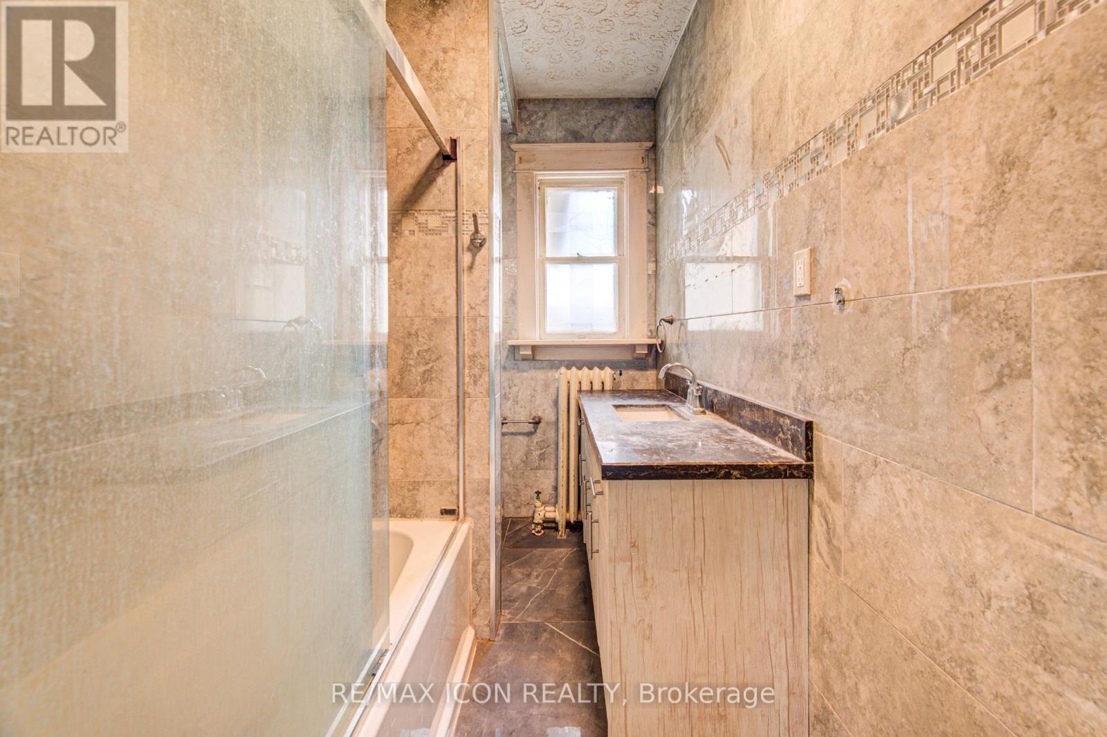 59 Irvin Street Property Photo 33