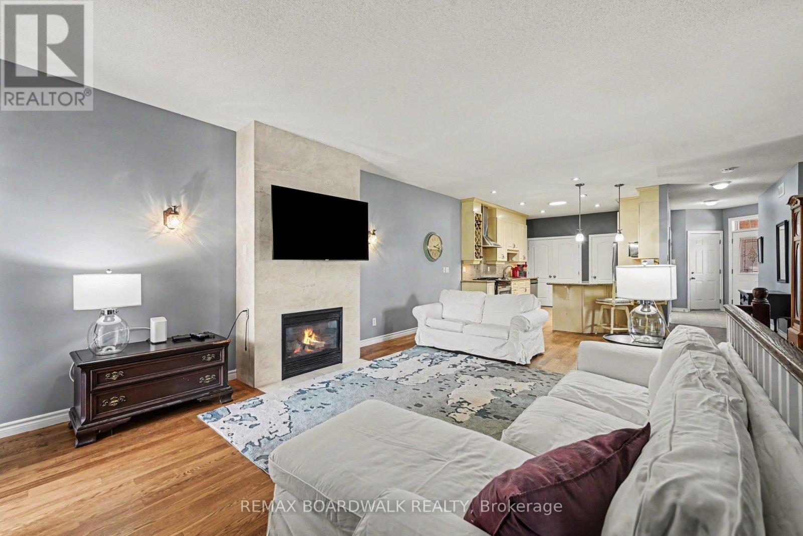 24 Samara Place Property Photo 6