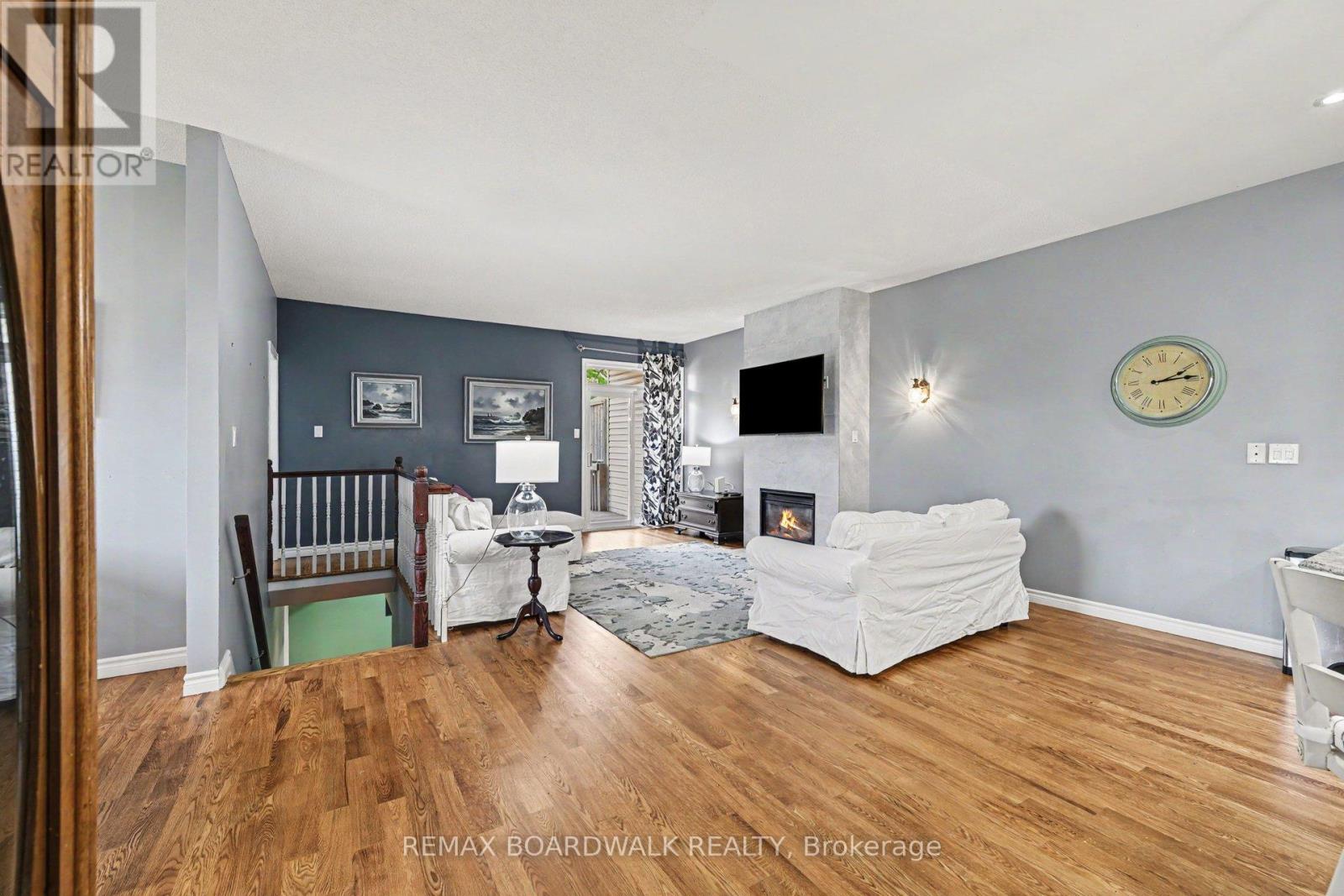 24 Samara Place Property Photo 7