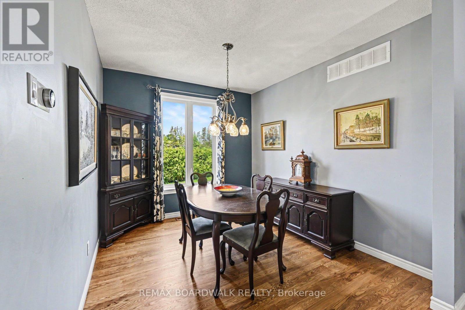 24 Samara Place Property Photo 8