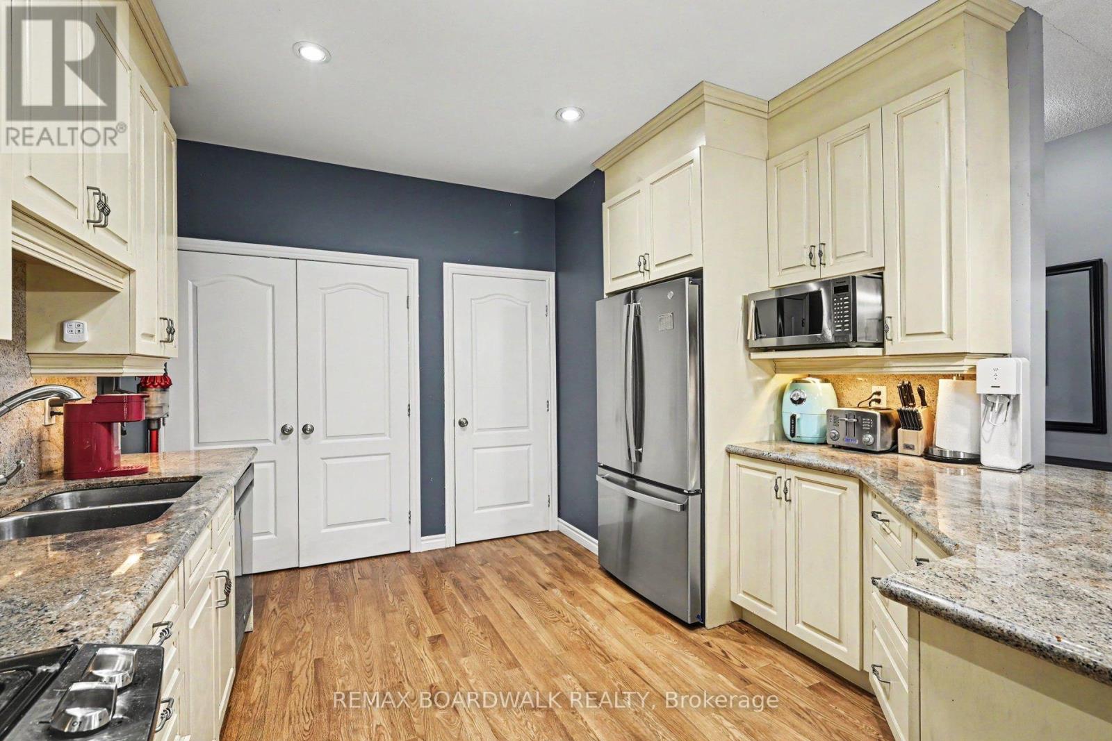 24 Samara Place Property Photo 14
