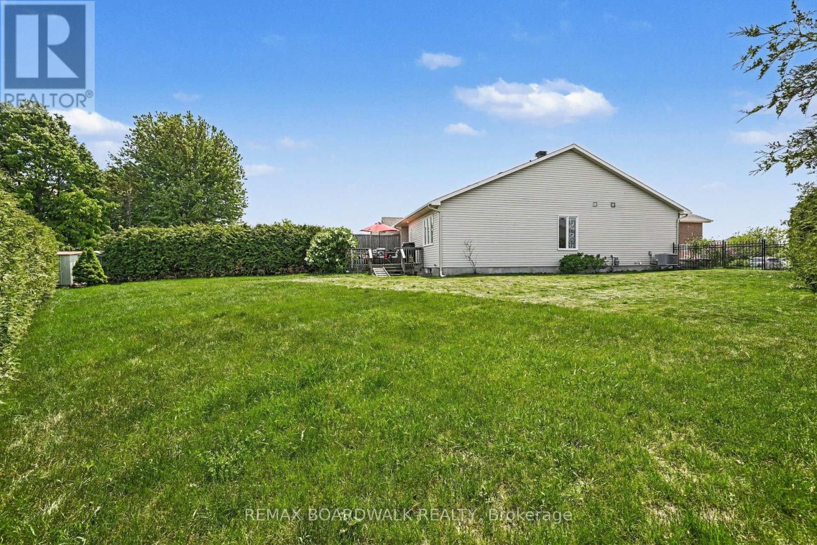 24 Samara Place Property Photo 28