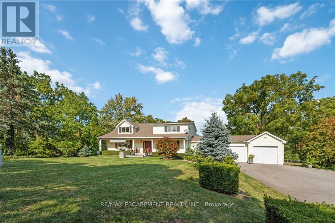 493 Ridge Road E Property Photo 2