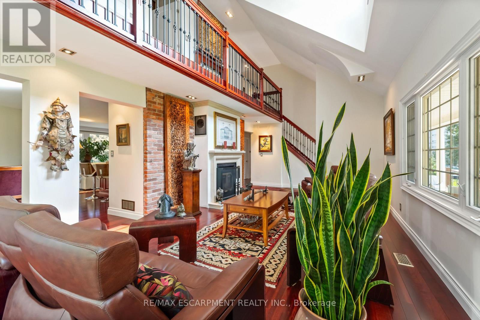 493 Ridge Road E Property Photo 10