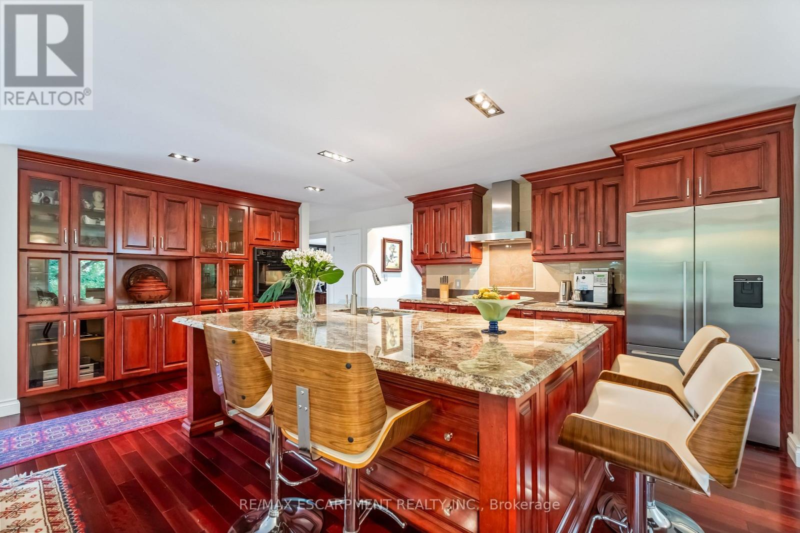 493 Ridge Road E Property Photo 16