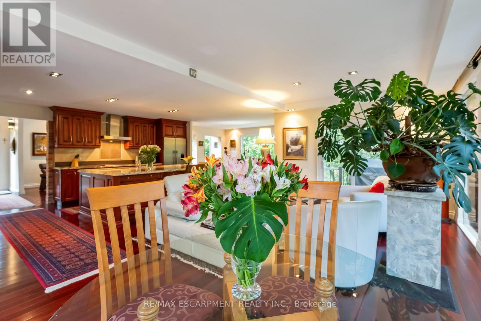 493 Ridge Road E Property Photo 22