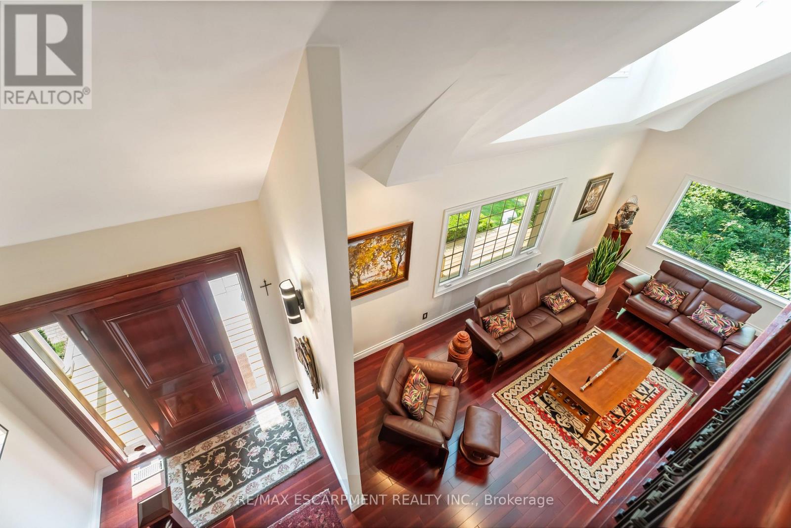 493 Ridge Road E Property Photo 27