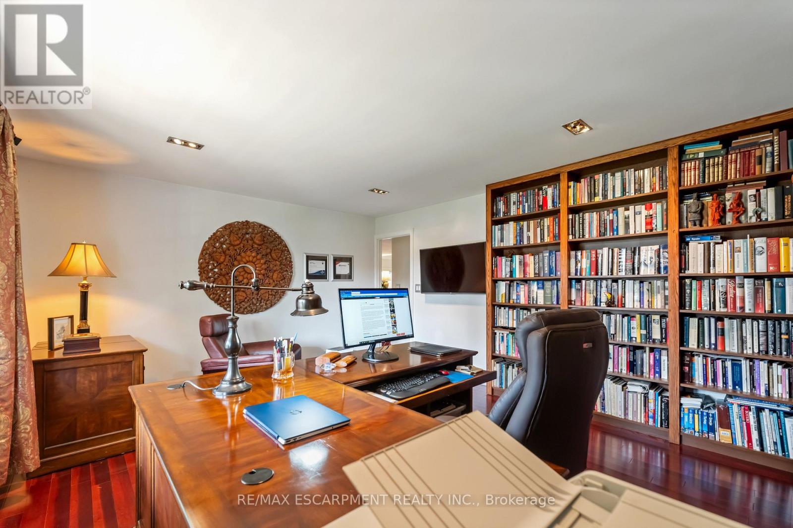 493 Ridge Road E Property Photo 29
