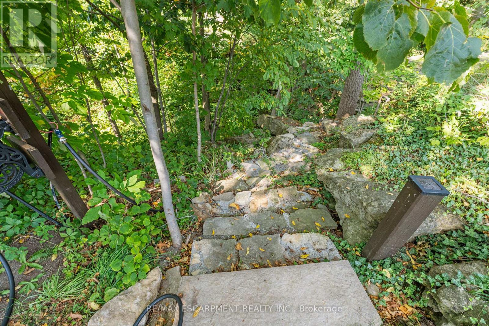 493 Ridge Road E Property Photo 46