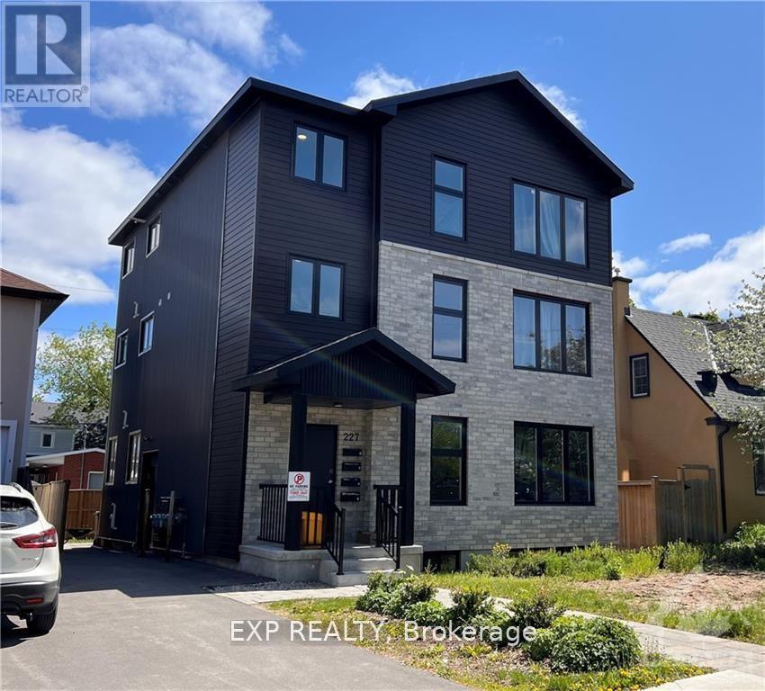 227 Blackburn Avenue Property Photo 2