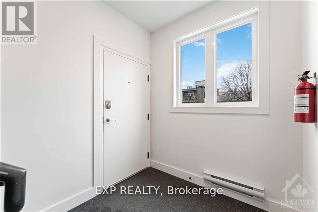 227 Blackburn Avenue Property Photo 4