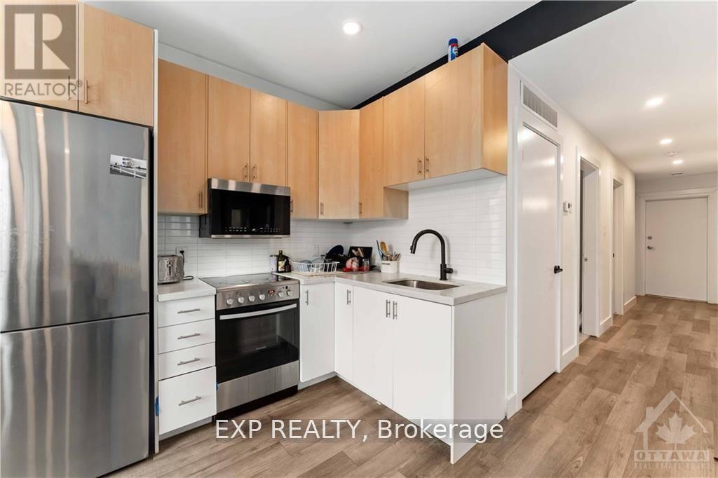 227 Blackburn Avenue Property Photo 10