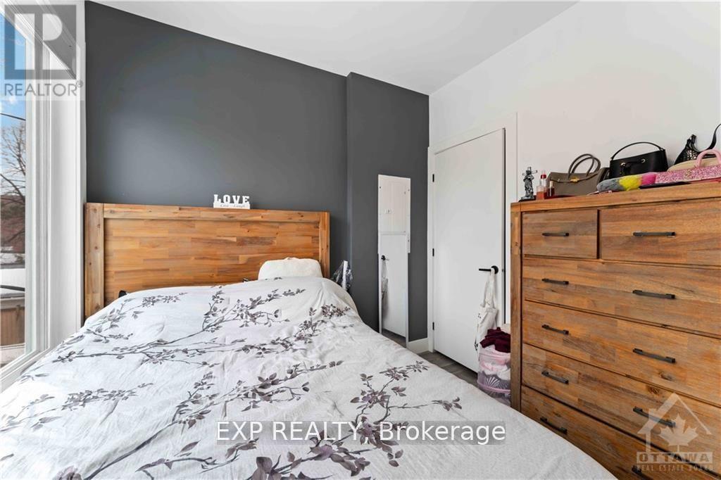 227 Blackburn Avenue Property Photo 14